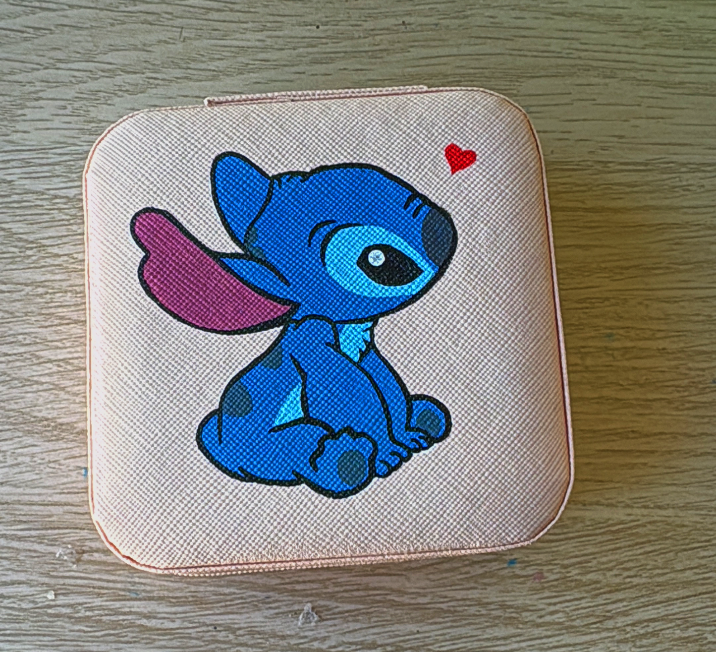 Joyero pintado a mano de Stitch 💙